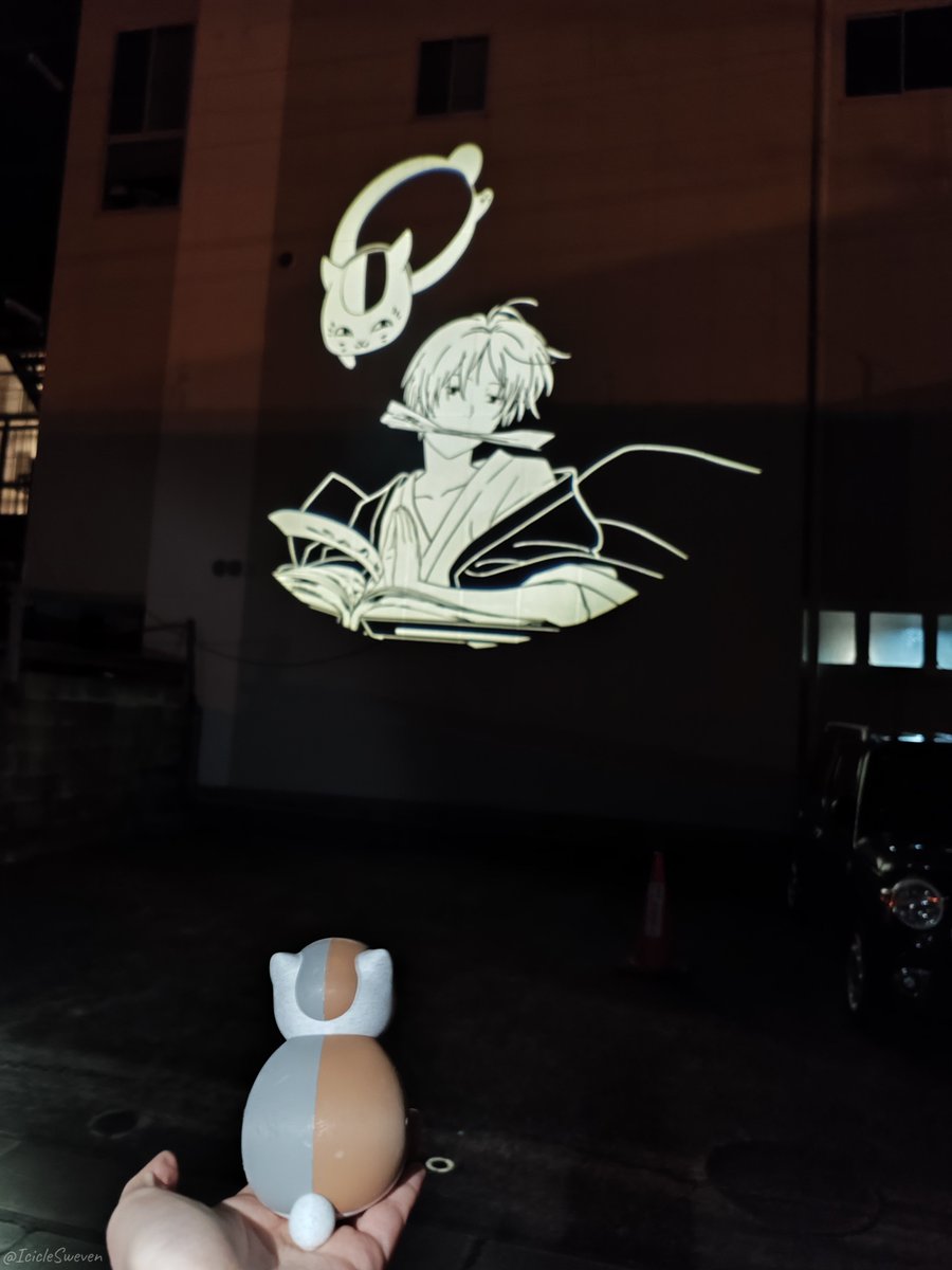 ミニ先生と一緒に、影絵に会いに来ました。
夏目の影絵、本当に美しかったです✨
しかも、影絵がこれからも続くんだって！嬉しすぎる〜！！( ﹡ˆoˆ﹡ )