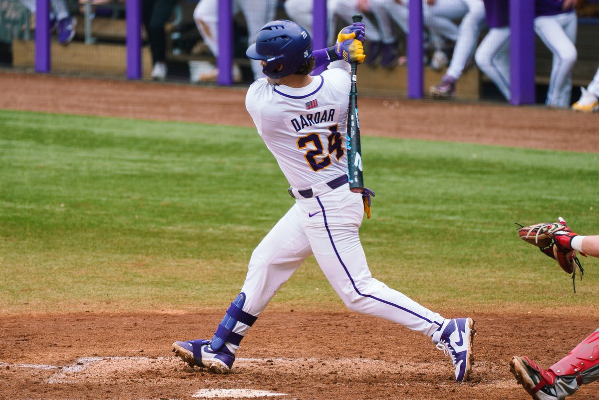 Mikdup_8's tweet image. In position battles the hope is always someone steps up and becomes undeniable for the spot.

Seth Dardar has done that for the second base job early this season hitting .417 with 2 homers🔥#LSU