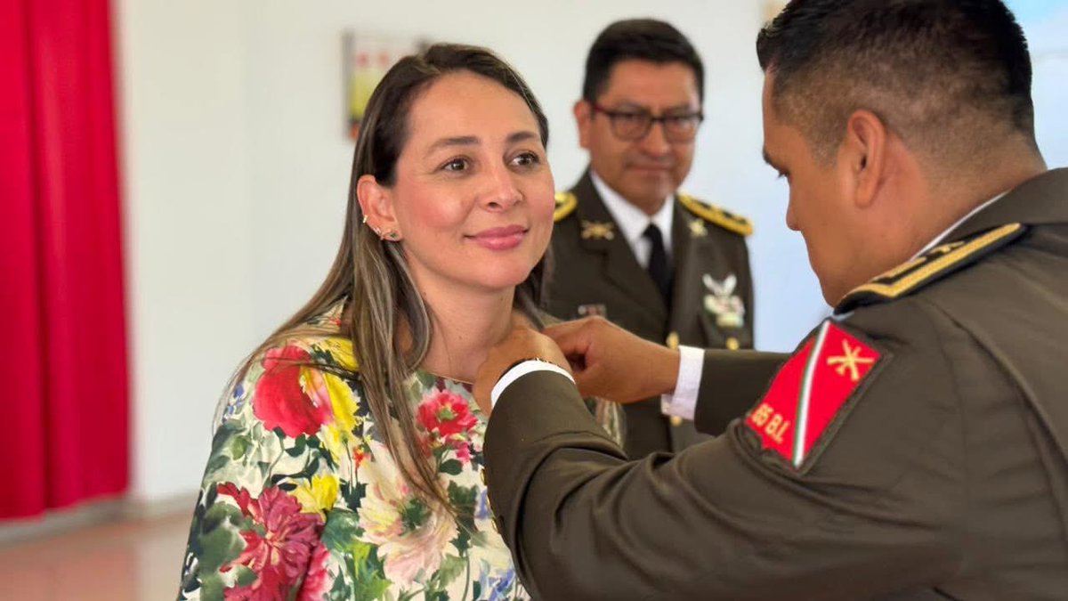 🇲🇽🎖️ El TecNM Campus Coalcomán presente en el 113° Aniversario del Ejército Mexicano. 

Agradecemos las atenciones brindadas durante esta significativa ceremonia y reafirmamos nuestro firme compromiso de seguir fortaleciendo los lazos.
#OrgulloOcelote 
#EstamosEnAcción