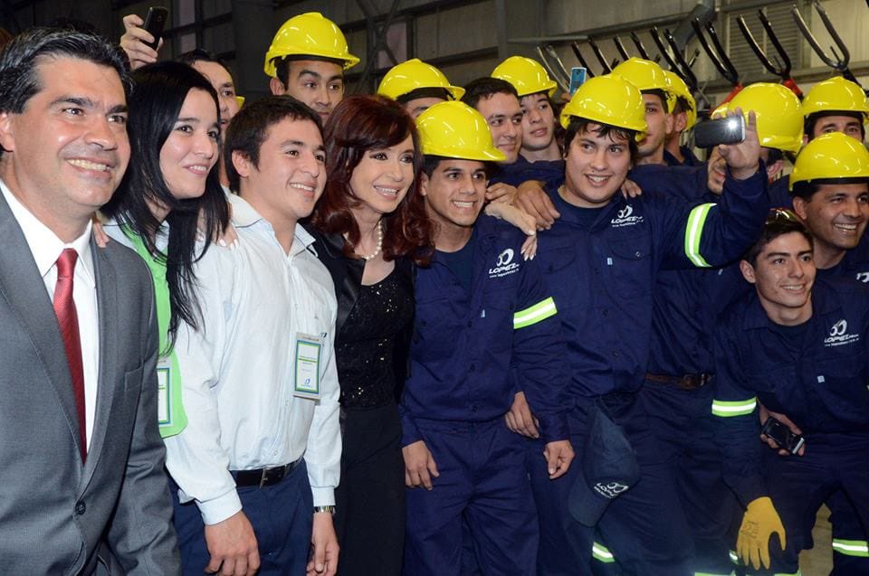 Juli_Strada's tweet photo. Feliz cumple a quien nunca abandonó a los trabajadores ❤️

@CFKArgentina https://t.co/Egz71KlPOZ