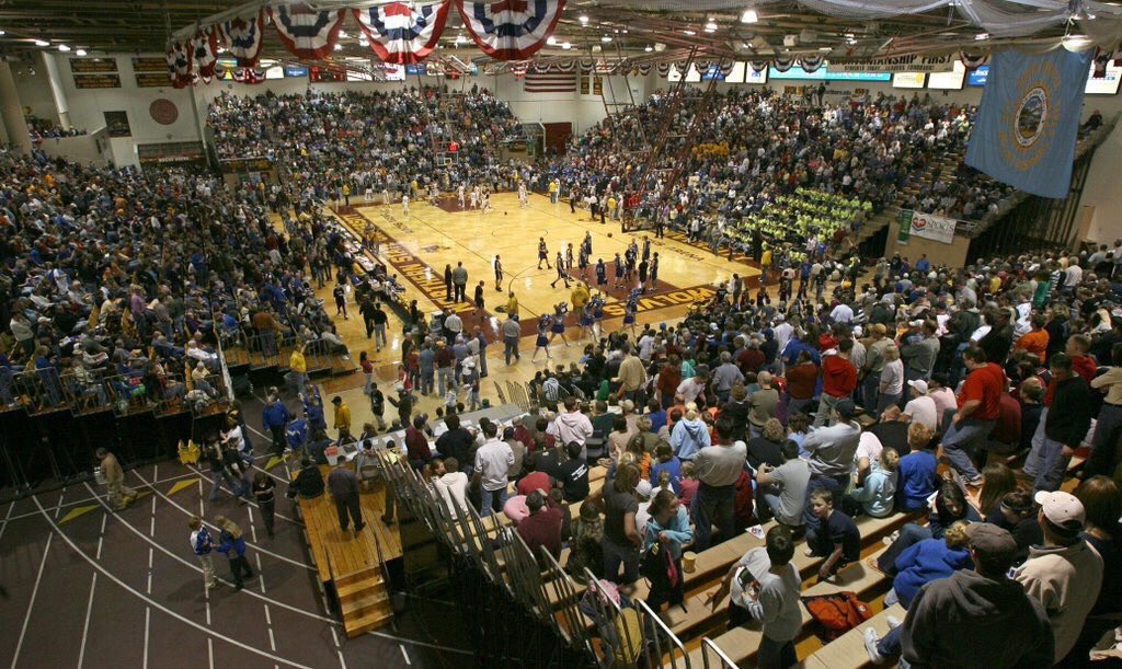 RyanDeal_605's tweet photo. One month ‘til the house is rockin’ #StateBs https://t.co/oFgGetCEDU