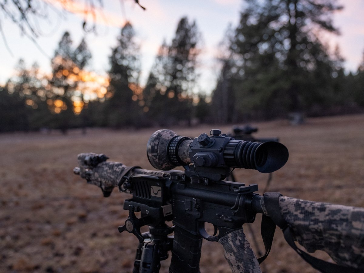 ArmasightUSA's tweet image. 📷When distance matters and light disappears, Contractor thermal delivers.
See the heat. Take the shot.
Own the night.
#Armasight #ContractorThermal #ThermalScope #OwnTheNight #AfterDarkAdvantage #BuiltToPerform
