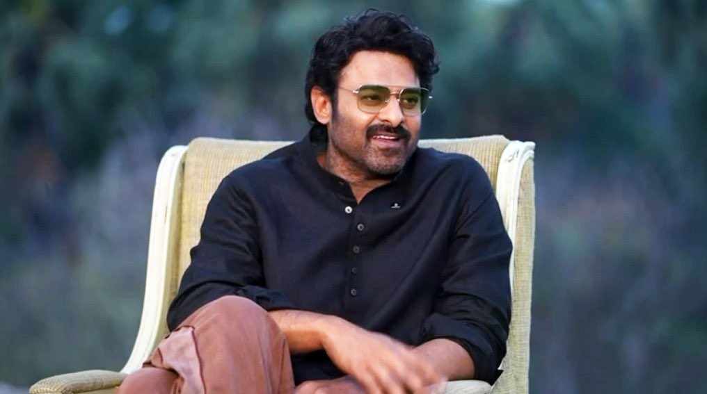 GemOfCinema_'s tweet photo. #Prabhas most handsome superstar from south indian cinema 🔥🔥🔥 https://t.co/fU0bb3gqMP