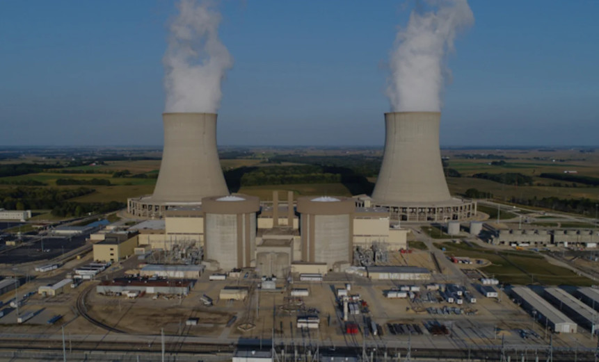 Illinois has passed new legislation aimed at strengthening grid reliability and keeping energy affordable by expanding battery storage, renewable energy, and nuclear power. 
The state is taking an all-of-the-above approach to meet rising demand. 

🔗 connectcre.com/stories/illino…