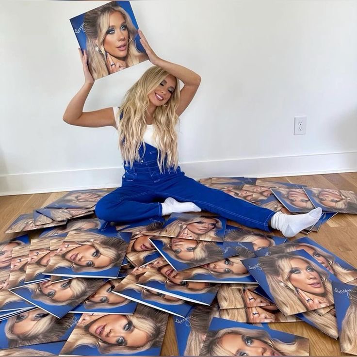 alsomakeitrain's tweet photo. goodbye am i okay? era, you were so good to us 💙💙💙 https://t.co/owauupuZ2w
