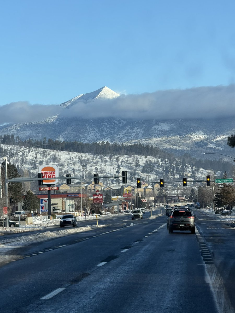 Link1743496Link's tweet photo. Beautiful Flagstaff morning. This is my Arizona. This is what I want people to know. Our state is diverse. It’s not all desert 🌵 and sand. This is northern Arizona. This is 7000 feet. This is home to the world’s largest ponderosa pine forest. #flagstaff https://t.co/S7VXVegmhx