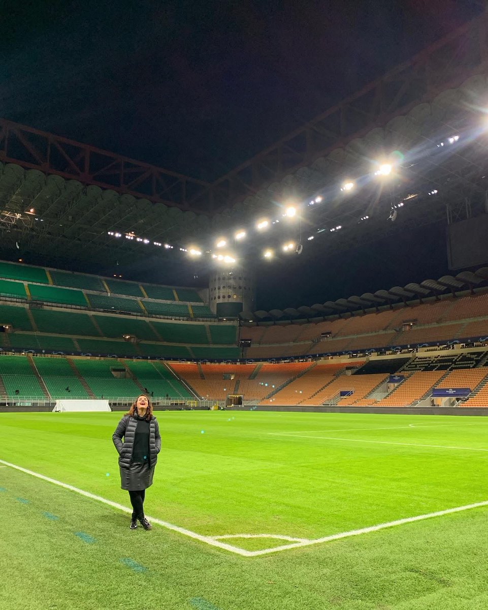 _cristinabea's tweet image. Seis añazos de aquel Atalanta-Valencia de la ida de los octavos de final de la Champions League, seis añazos de la bomba biológica de San Siro. Tremendo lo del paso del tiempo, aunque no más que lo que se nos vino después de aquella noche en Milán. #Pandemia #Coronavirus