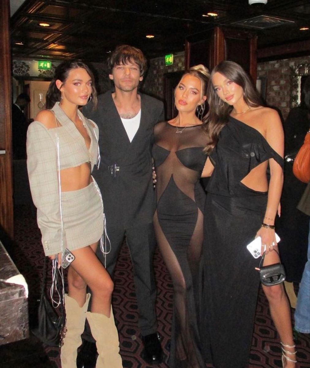 tomlinson family ୧  ִ° ⋆