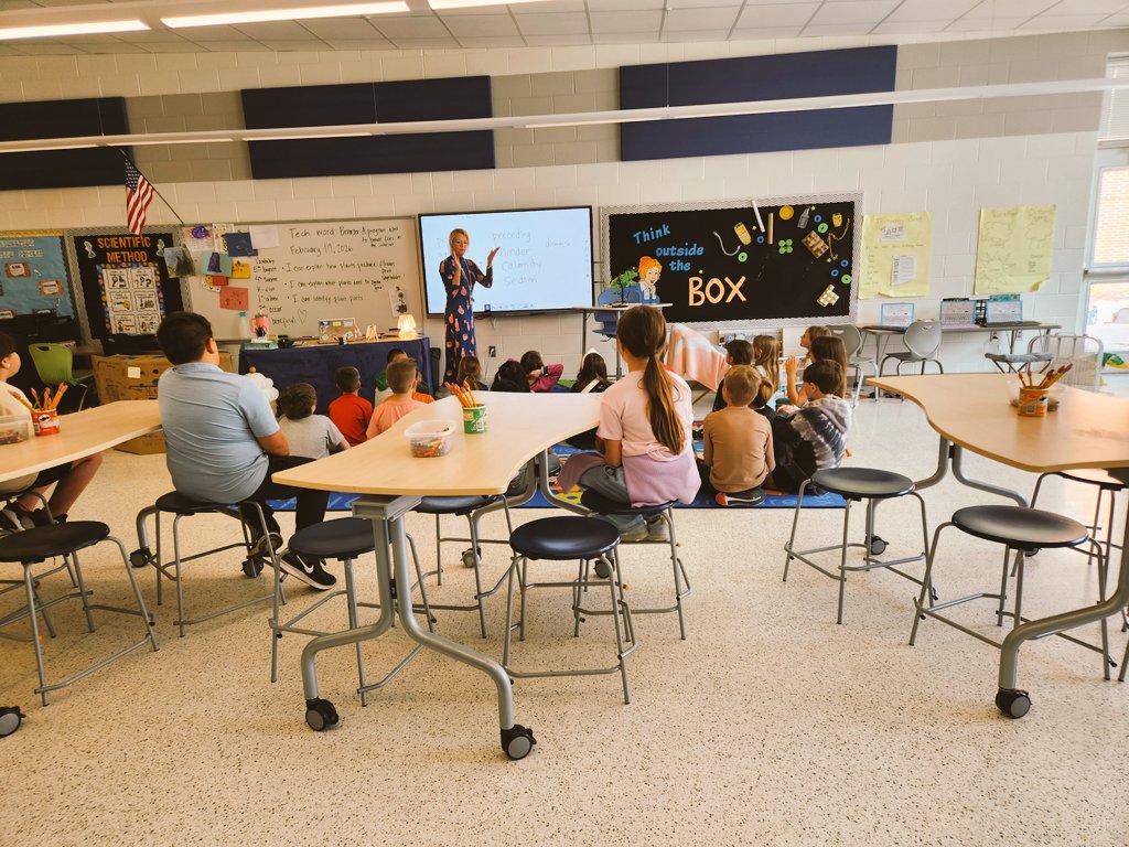 Tim Locklair tweet media