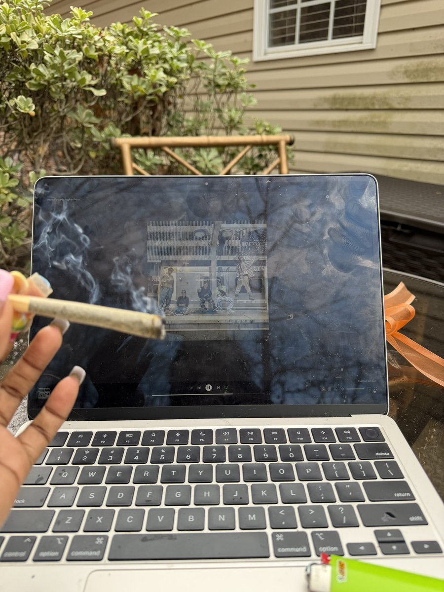 youngzeuzeu* is seeing cortis tweet media