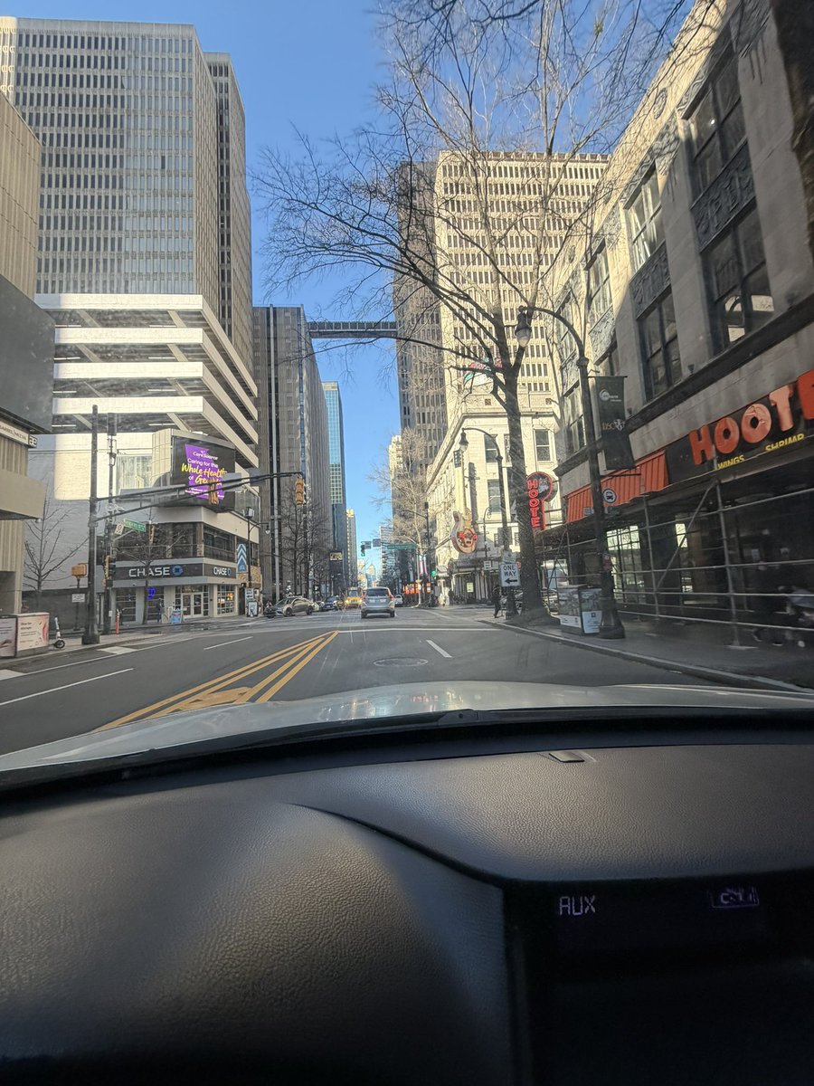 youngzeuzeu* is seeing cortis tweet media