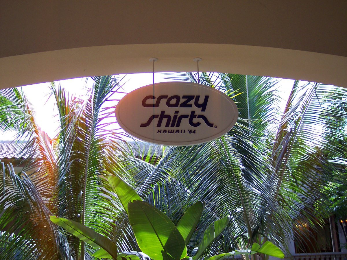 Crazy_Shirts's tweet photo. From Hawaiʻi, with heart 🌺
Find us in Wailea.

#crazyshirts #wailea #storesign #comevisit #shopping #maui https://t.co/NzFBWOWbzc