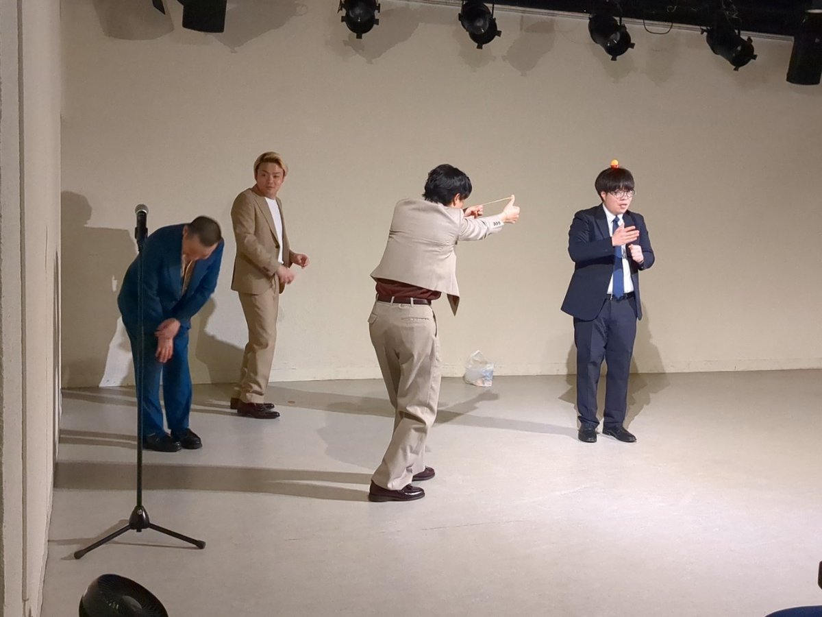 １週間後に「四谷漫才」ございます。
グリーンランプ×おちもり
スーパー腐れ縁ツーマンライブ☺️
2月27日(木)　
会場：四ッ谷シアターウィング20:00～　🎫1500円　

2017初めてのツーマンから
2026結局ツーマンやってます。
どうですか？
エモいでしょう？
tiget.net/events/463473
来なきゃ！