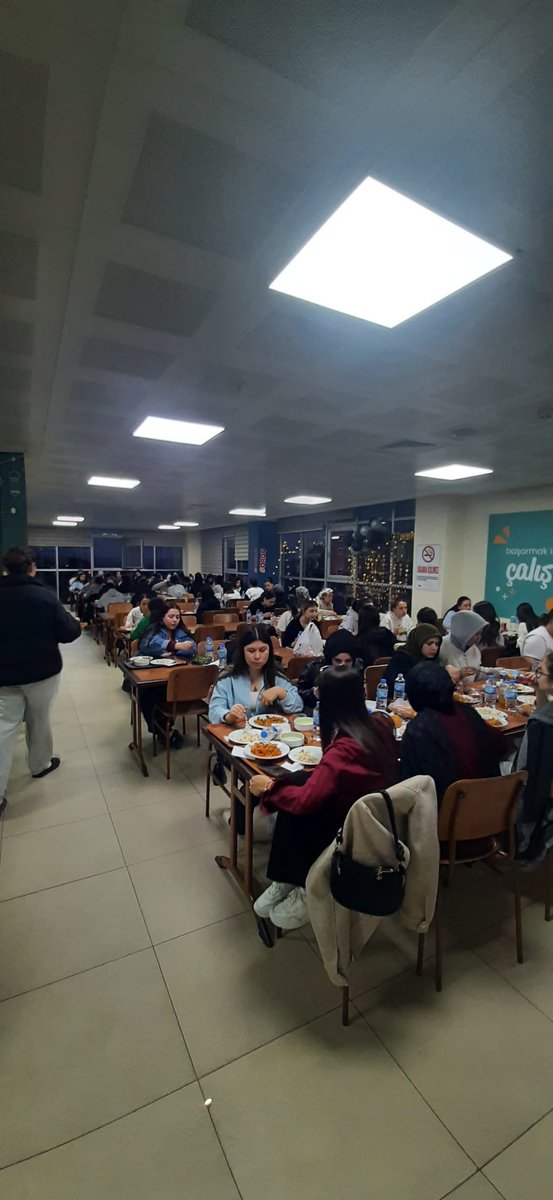 📍Ünye Yurdu 
       Yurt Müdürlüğümüzde Öğrencilerimizle Ramazan ayının ilk iftarımızı yaptık.

<a href="/OA_BAK/">Dr. Osman Aşkın Bak</a> 
<a href="/gencliksporbak/">Gençlik ve Spor Bakanlığı 🇹🇷</a> 
<a href="/GSB_KYGM/">Kredi ve Yurtlar Genel Müdürlüğü</a>