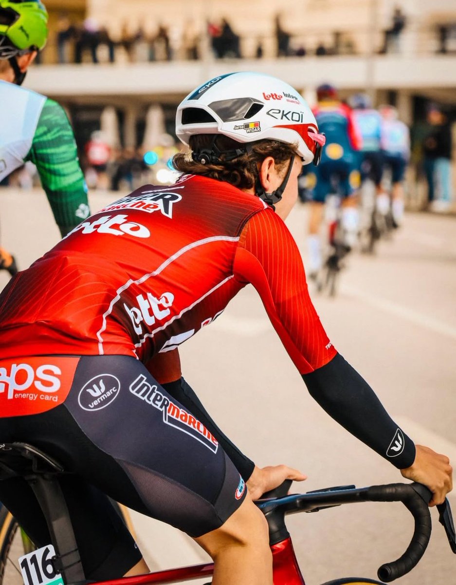 widArtiste's tweet image. Jarno 🇧🇪 19e à 1'02"... il s'est fait exploser le caisson, il va falloir perdre le moins de temps possible sur le chrono demain... 🥲🫠

#VoltaAoAlgarve