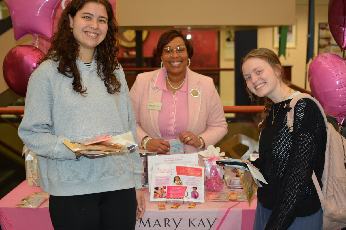 Walsh University tweet media