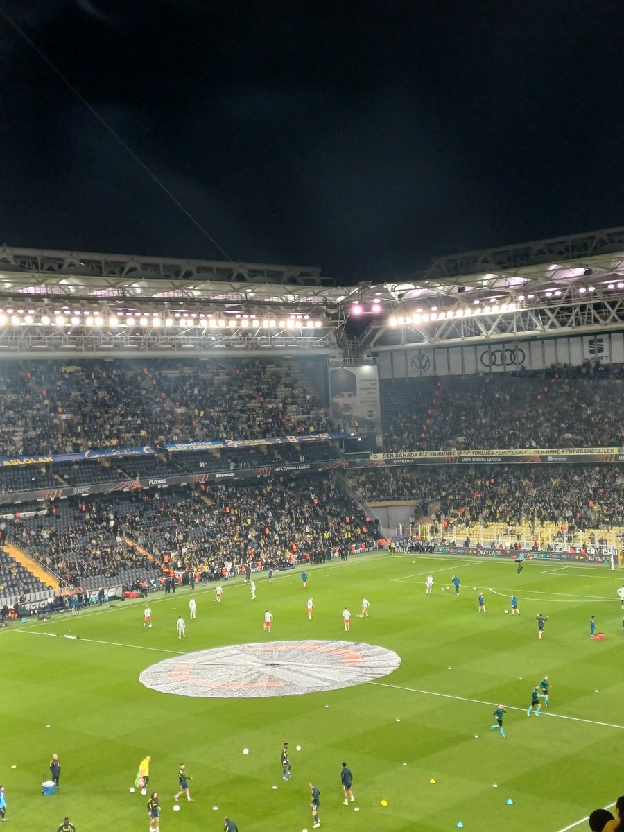 Geldim gözümün nuru <a href="/Fenerbahce/">Fenerbahçe SK</a> 💙