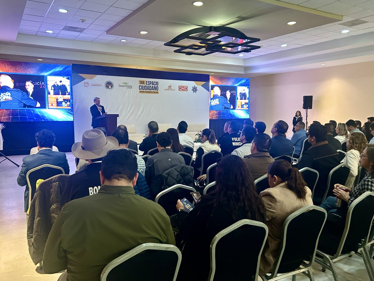 IMCPSONORA's tweet photo. ⭕ El vicepresidente general del #CCPS; Pedro W. Tapia Maldonado, asistió al 1er Espacio Ciudadano “#Seguridad, un compromiso de todos #2026”, reafirmando la participación activa del gremio contable en el diálogo y construcción de propuestas para fortalecer la seguridad en #Hillo https://t.co/QIY5mq97ig