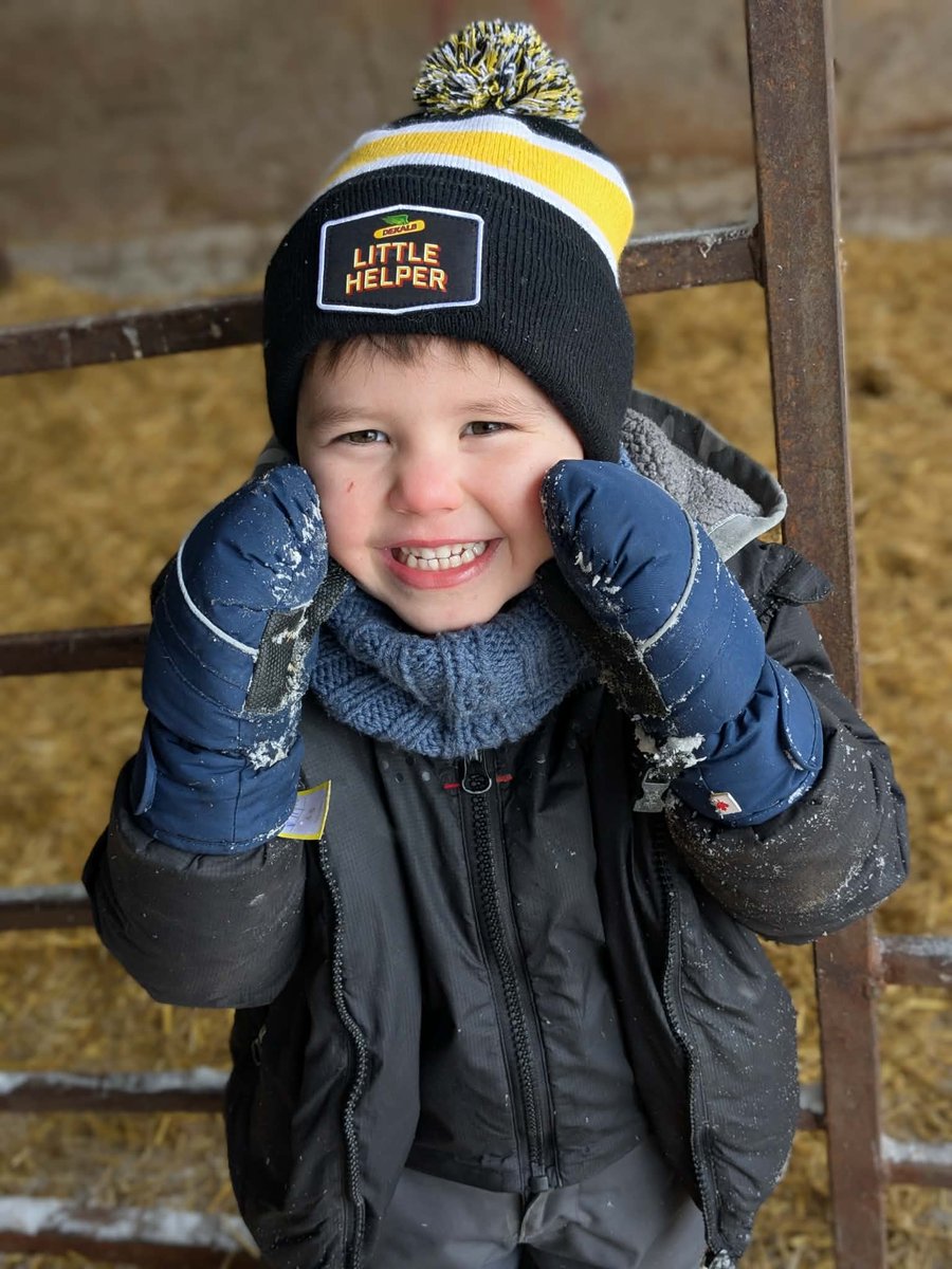 DEKALB Canada tweet media