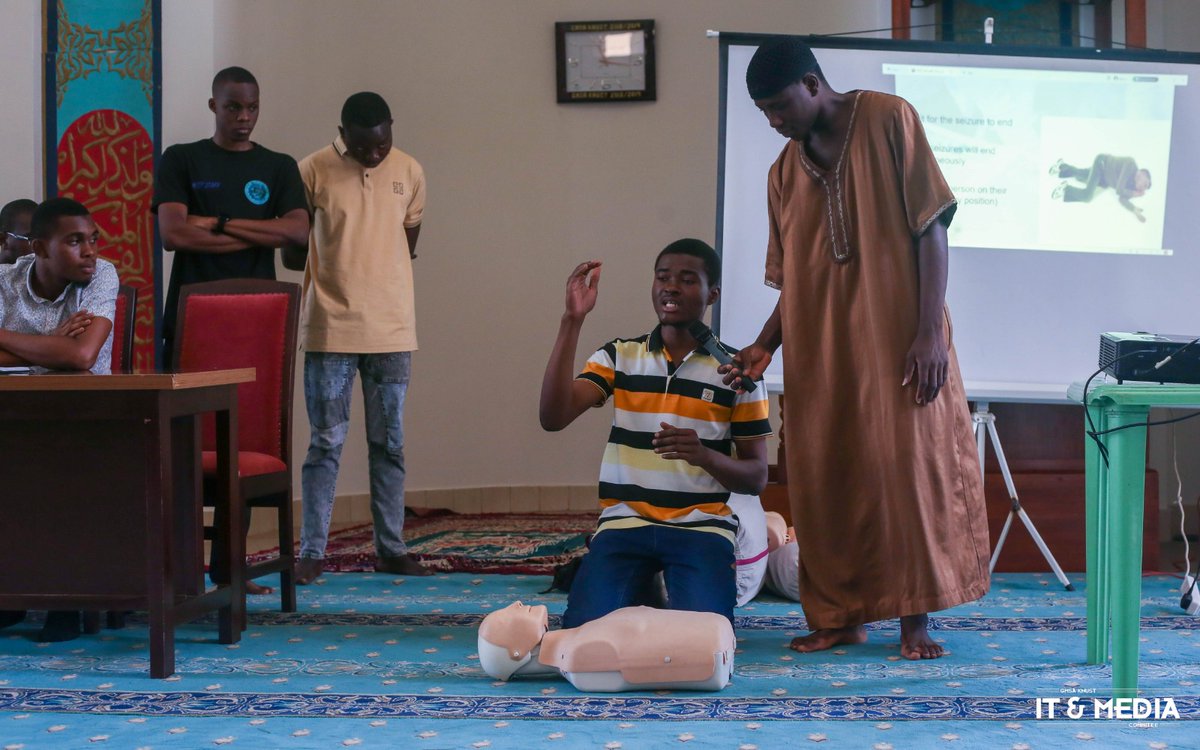 gmsaknust's tweet image. Here are some highlights from our First Aid and CPR Workshop.🔥🤩
A lot was taught, and we believe a lot was also learnt.🤗
#FirstAid #CPR #Savingalife