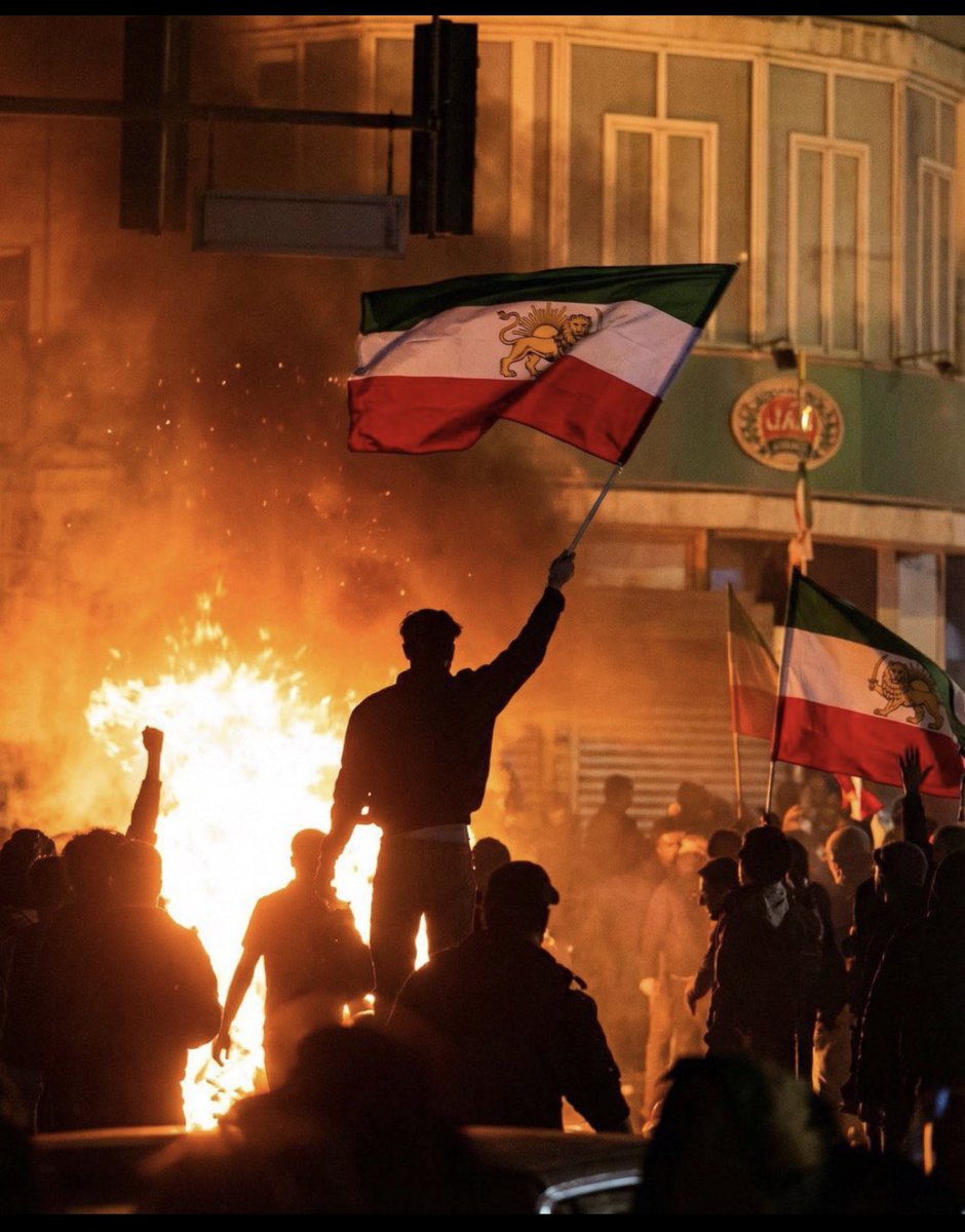 They aren’t protesting for a better nuclear deal. They are protesting for freedom from Islamic butchers #FreeIran