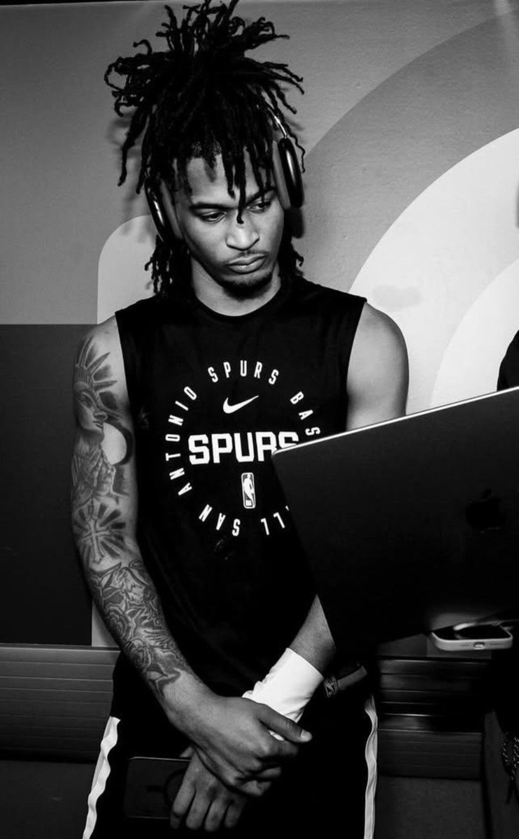 laura🦄| 🇨🇴 tweet media