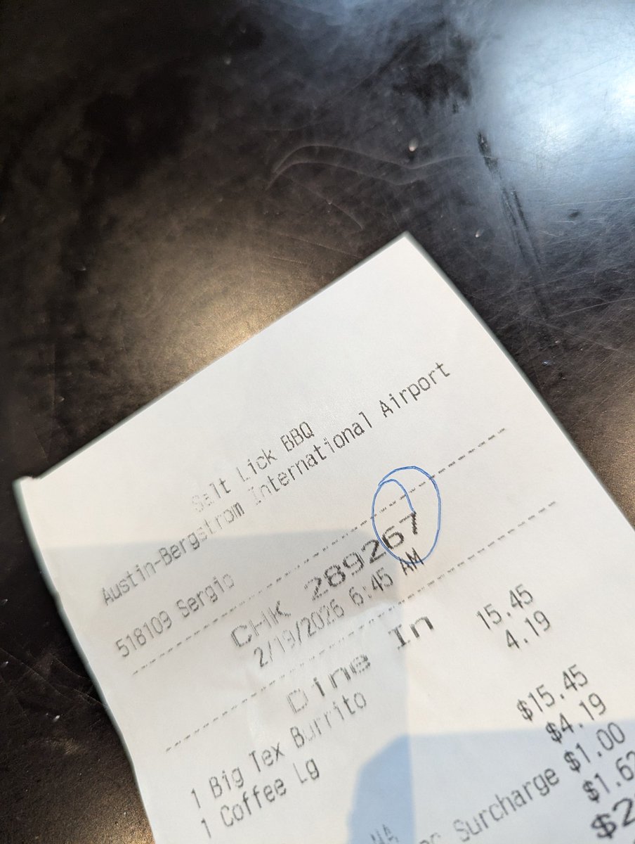 alsosteve's tweet image. Milwaukee already feeling like an all timer. I was order 6-7 and my plane arrived 20 minutes early. I feel it in my bones, no three land accumulates this weekend.
@Crew3Podcast #Lessons @SCGCON 
#RunHot