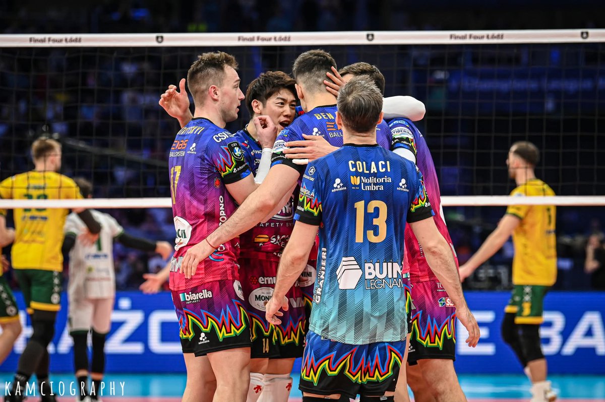 ❗️ WSZYSTKIE FAZY PUCHAROWE EUROPEJSKICH PUCHARÓW 2026:

🟡🏆: PLAY-OFF LIGA MISTRZÓW:

🇵🇱 Resovia 🆚️ Knack Roeselare 🇧🇪
🇪🇦 Las Palmas 🆚️ Montpellier 🇲🇫
🇵🇱 Projekt 🆚️ Itas Trentino 🇮🇹

🟡🏆: 1/4, LIGA MISTRZÓW:

🇵🇱 Aluron CMC 🆚️ Cucine Lube 🇮🇹
🇵🇱 LUK Lublin 🆚️