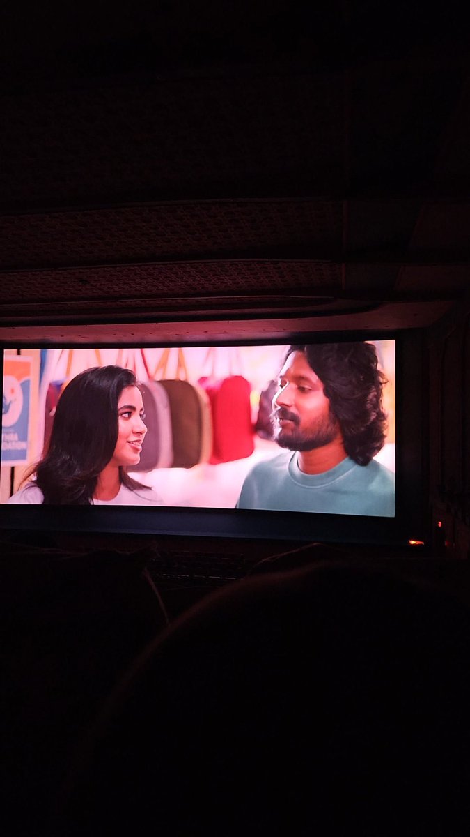 _Virajvijay's tweet photo. Just watched 
#HeyBalwanth 
1st half hilarious 
Business bagundi
Orthodox family 
2nd half too emotional 
#Naresh dailogues are hard hitting
@urs_sravanthi ippudey chusinda papa ni acting big screen meeda Chala Baga chesiundav #champa na kadu #malini
#Suhas #Shivani so good
4/5 https://t.co/DgIV8opeaK