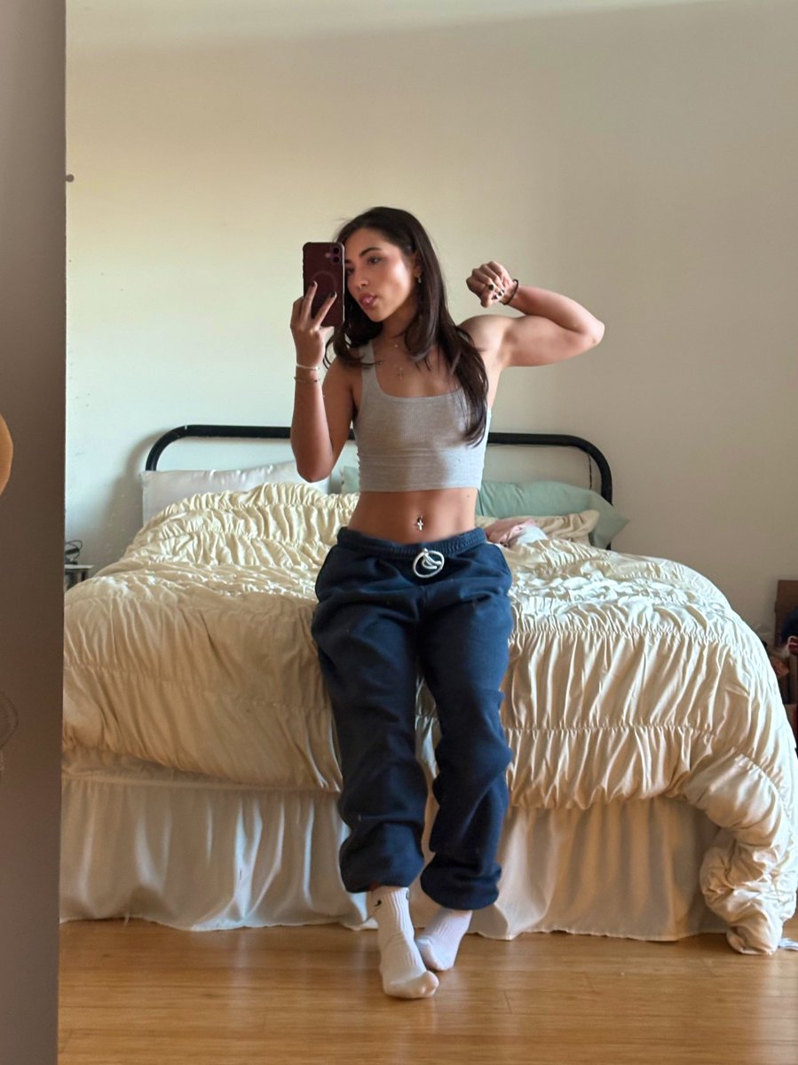 Kylie 🌙 tweet media