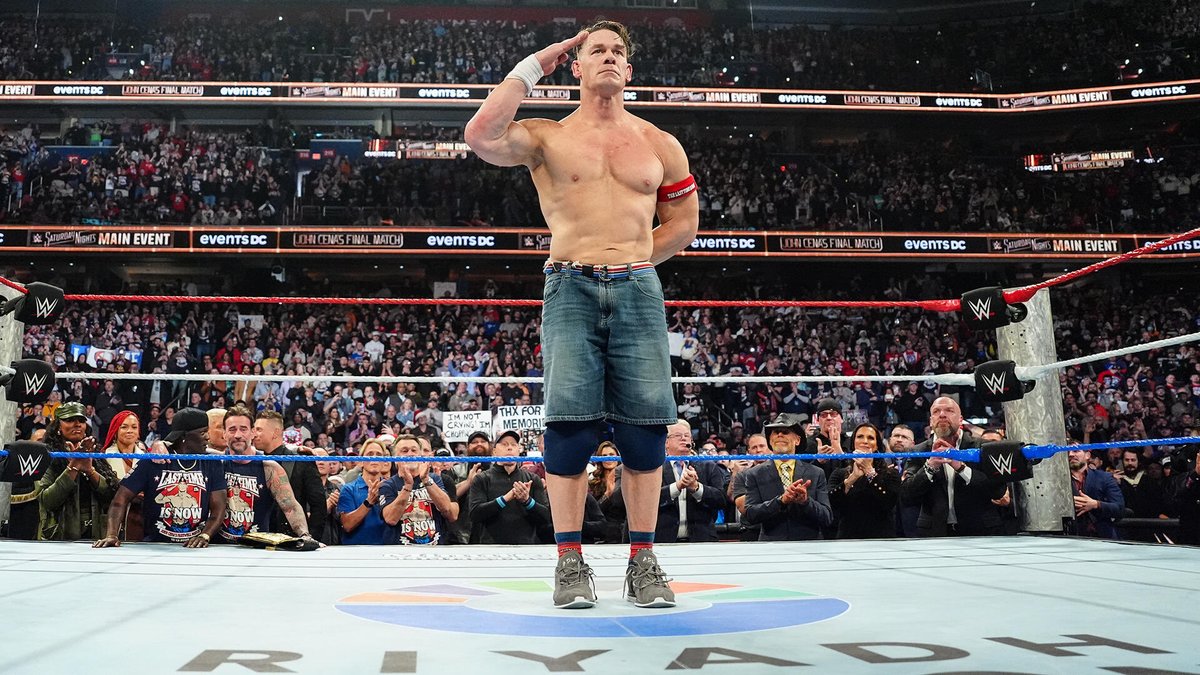 BernardCls's tweet image. 💸 John Cena voulait aider la WWE en disputant son dernier match durant le mois de décembre, une période creuse pour la compagnie. C’est réussi 

🤯 Le #SNME du 13 décembre organisé à la Capital One Arena de Washington a généré 6 553 883 $ grâce à la vente de billets

💰 Un