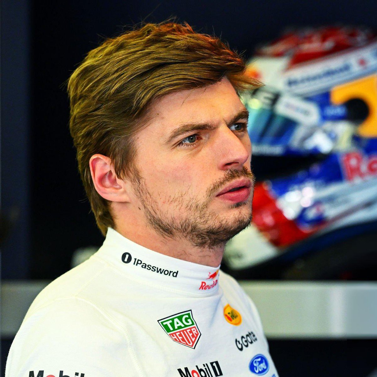 scuderiaslovely's tweet photo. Max Verstappen como vas a tener esa cara tallada, ese cabello rubio, la barba y los ojos, como eres real 😮‍💨🤤 https://t.co/lBqEqZKiQL