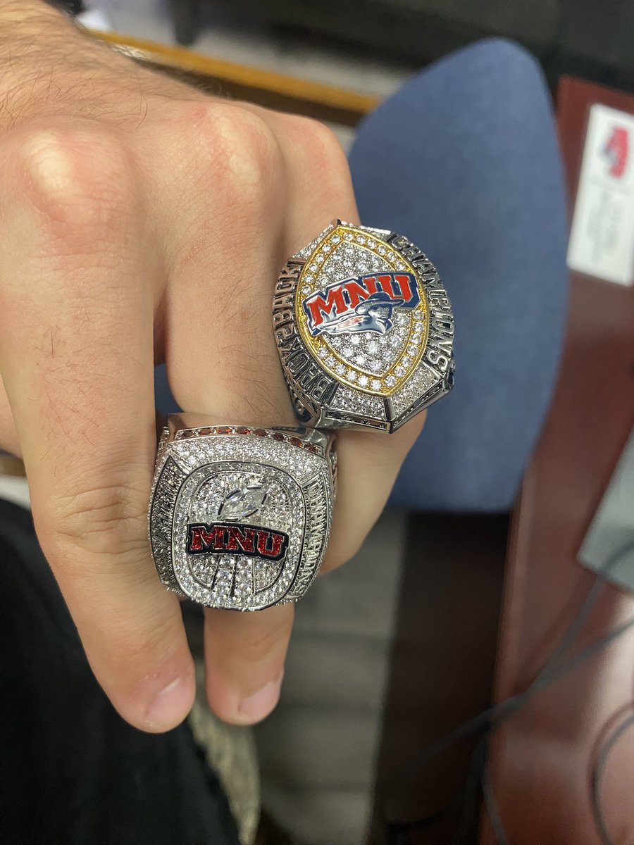 C_Tarling's tweet photo. Had an amazing official visit in Kansas! Thank you to the coaching staff at MidAmerica Nazarene University for the great experience🙏🏽 https://t.co/Zt1UhFGVo4
