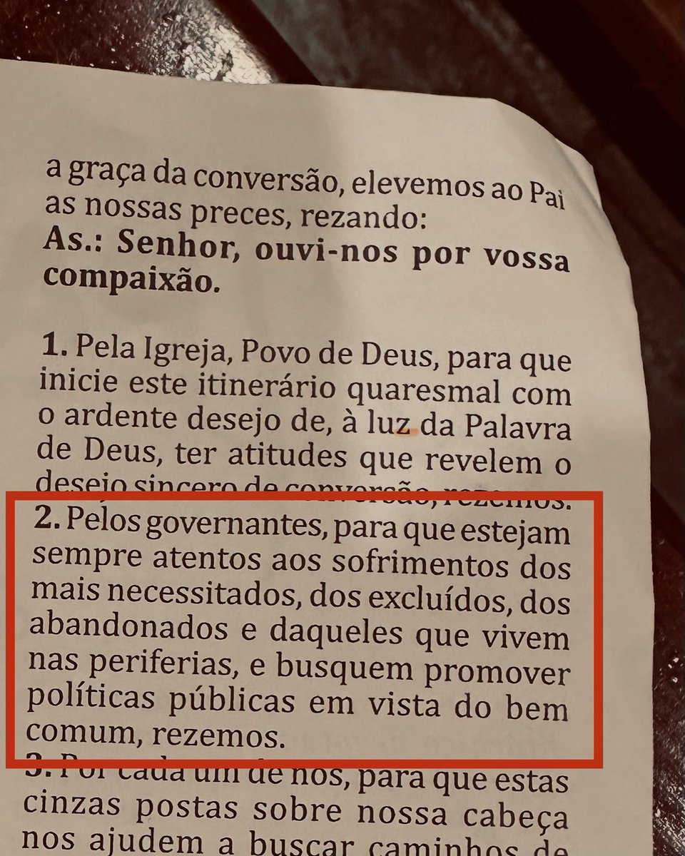 Ontem, na Missa das Cinzas, que abre a quaresma e informa o tema da Campanha da Fraternidade (“Fraternidade e Moradia”), impressionou-me especificamente a prece dirigida aos nossos governantes. Oremos.