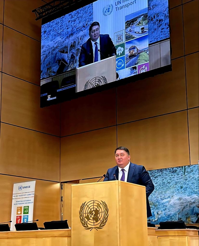 KazakhPM_UNOG's tweet photo. At @UNECE #ITC88, Vice-Minister of Transport Talgat Lastayev underscored the pivotal role of transport sector & transit corridors in 🇰🇿's economic growth, highlighted innovation efforts and reaffirmed commitment to UN transport conventions and instruments, incl. #SPECA https://t.co/3THyPpoVj6