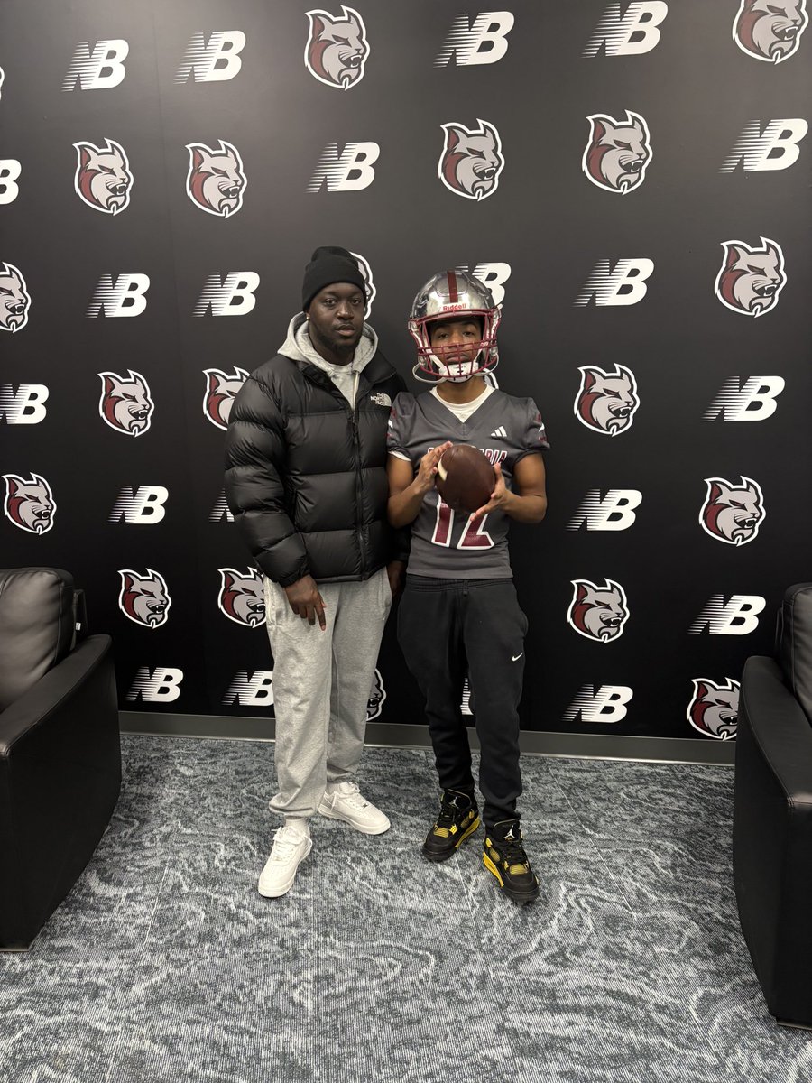Had a great time <a href="/AMCAT_Football/">AMCAT Football</a> today thank you for the invite <a href="/CoachDcsSmith/">Devon Smith</a> I had a great time.  #uncommitted #classof2026 #Boston #AGTG