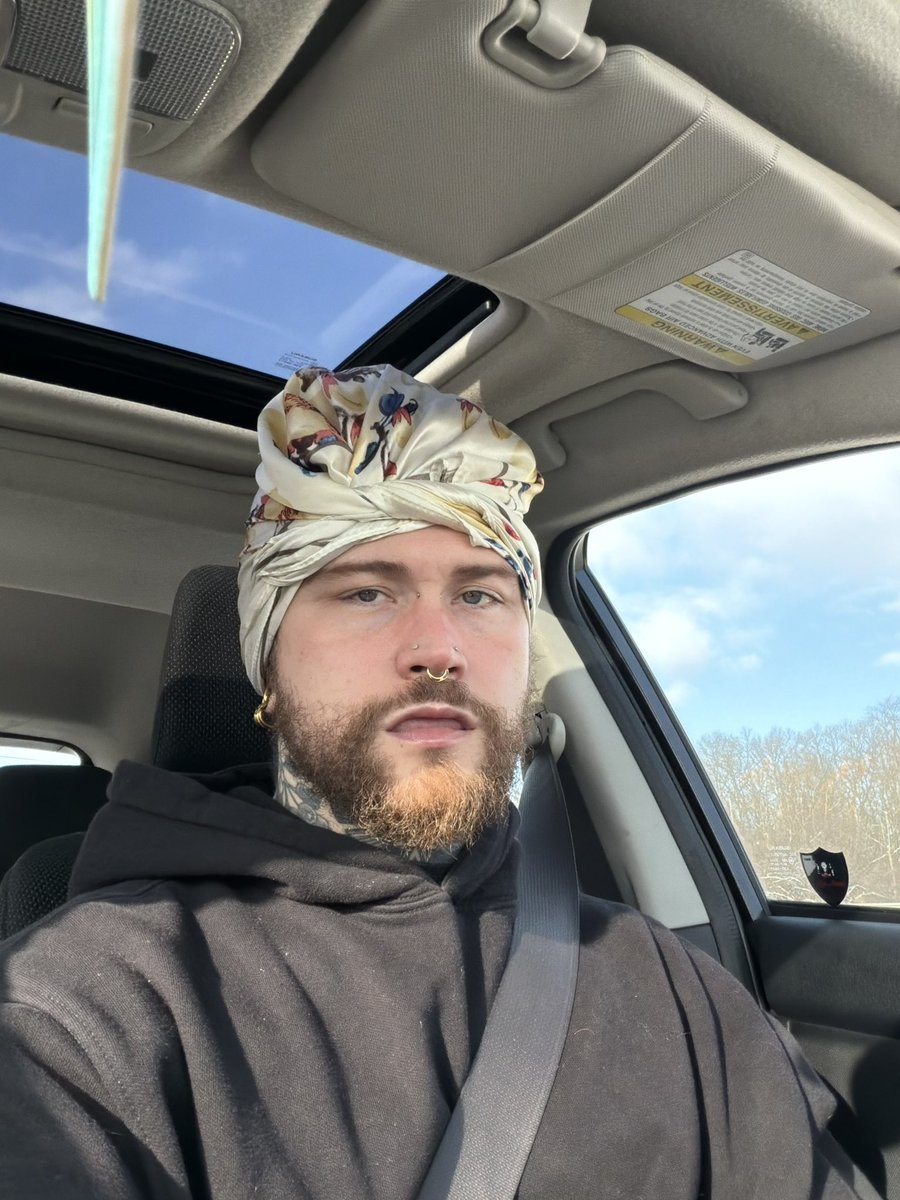 PreshBussyBaby tweet media