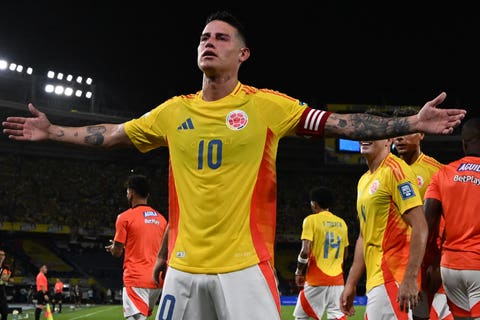 elitefootyco's tweet photo. ¡Cupos limitados para el Mundial! 🇨🇴⚽️

​La emoción está a tope y nos quedan muy pocos lugares. Escríbenos por DM ahora mismo para asegurar tu reserva antes de que se agoten. ¡No te quedes fuera!

​#Mundial2026 #Colombia #UltimosCupos #Fútbol https://t.co/1J0xwf2Kk7