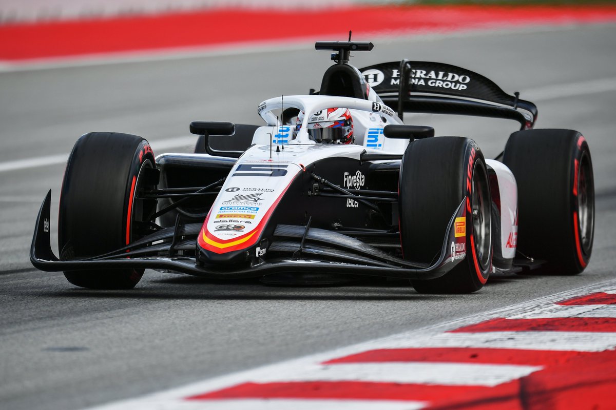 Formula2's tweet photo. FASTEST PER SESSION ⏱️

DAY 1 AM: Stenshorne 1:25.437 📸
DAY 1 PM: Leon 1:24.370 📸
DAY 2 AM: Camara 1:23.630 📸
DAY 2 PM: Duerksen 1:25.363
DAY 3 AM: Camara 1:23.252 📸🔥💨
DAY 3 PM: Shields 1:26.269 📸

#F2 #F2Testing https://t.co/WyFSqdGeOt