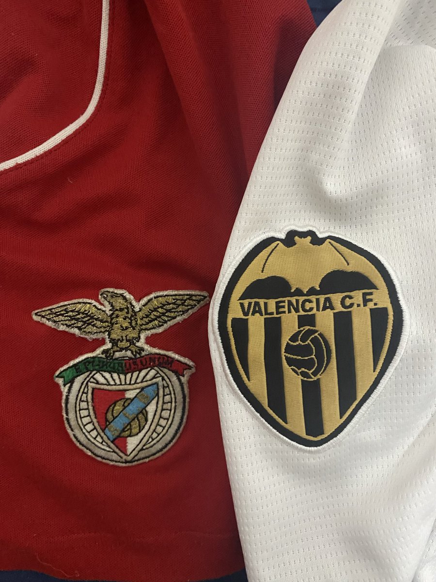 TRaposo78263's tweet photo. Obrigado valência pelo o apoio ao benfica https://t.co/AYVf0le9sb