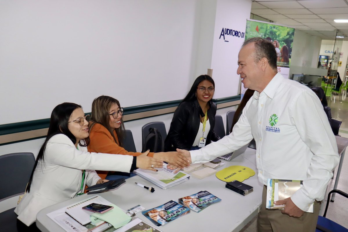 Antonioveira's tweet photo. Estamos en la IV Feria de la Vivienda en el Hospital Universitario Departamental de Nariño 🏠

Un espacio pensado para nuestros colaboradores, donde acercamos oportunidades reales para hacer realidad el sueño de tener vivienda propia.

Desde la Gerencia seguimos fortaleciendo alianzas y estrategias que aporten al bienestar y la calidad de vida de nuestro talento humano.

Agradecemos al equipo de Talento Humano por la gestión y el compromiso en la organización de este importante espacio. 💚

¡Gracias a todos por ser parte de esta gran iniciativa!