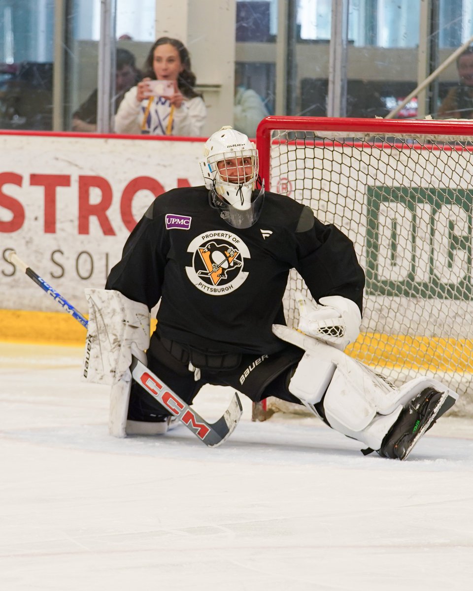 Now in net at Penguins practice....

NICK BONINO!