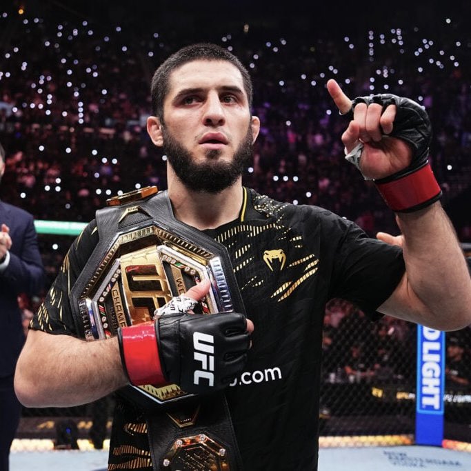 BovadaOfficial's tweet photo. 🚨 EARLY ODDS

Makhachev -370
Garry +285

Will we see Islam vs Ian Garry for the Welterweight belt? 👀 https://t.co/h4OQjfwrwT