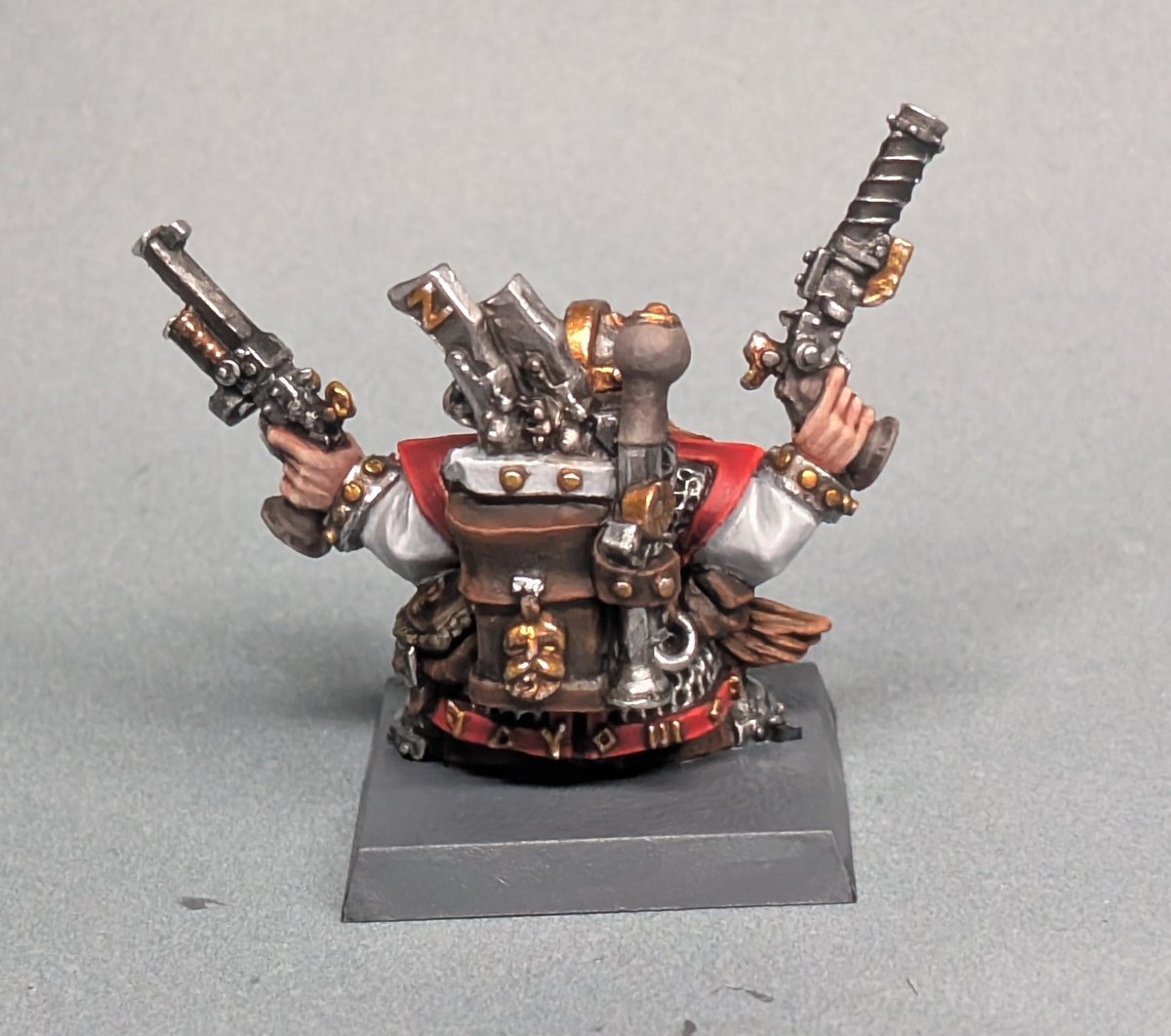 bex_tisum's tweet photo. Big day on stream today we finished the first ever model fully painted on stream. I may just be small but it feels like a big step for me.
#warhammer #WarhammerCommunity #PaintingWarhammer #newtostreaming #gw #gamesworkshop #twitch #theoldworld #dwarfs https://t.co/4Fgtnjw7SM