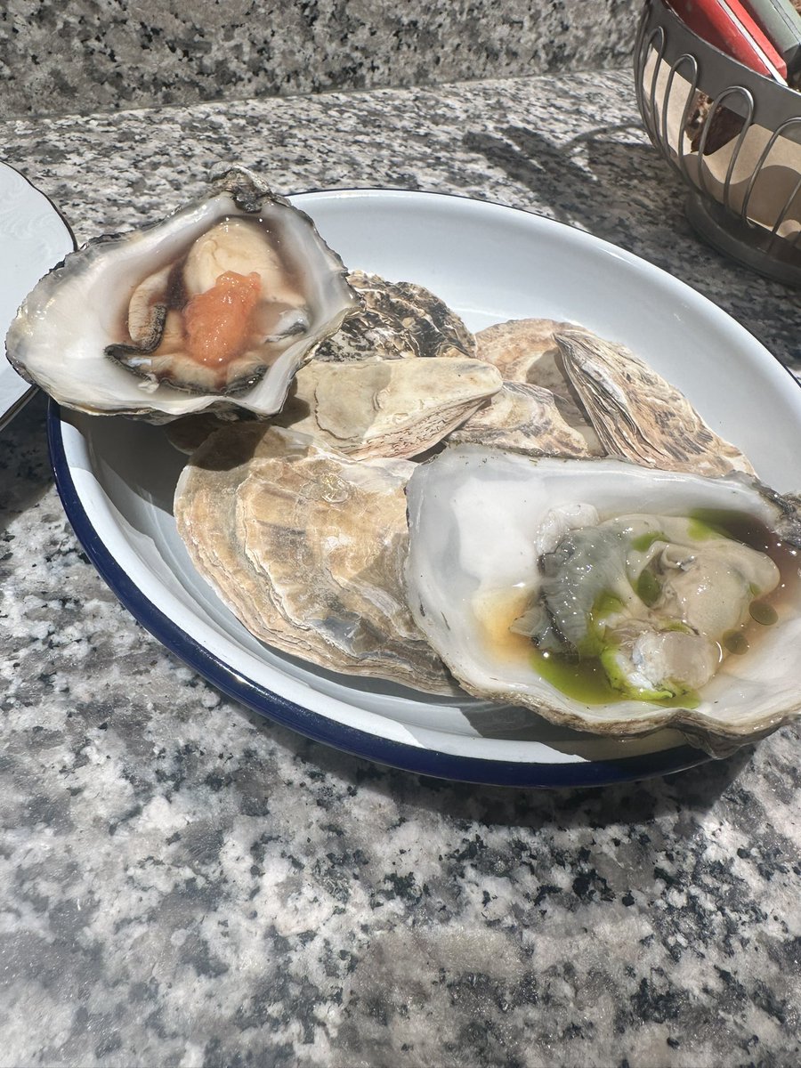 icod's tweet image. If anyone's off to #krakow and wants to eat amazing food, not just viral stuff, hmu. 
In the meantime (in a city where Michelin recommendations are ubiquitous) I'd rank : 
Bufet KRK 🌟 🌟 🌟 🌟 🌟 
Euskadi 🌟 🌟 🌟 🌟 🌟 
Molàm Thai 🌟 🌟 🌟 
Farina 🌟 🌟 🌟 
(In that order)