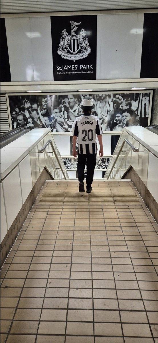 🖤🤍 tweet media