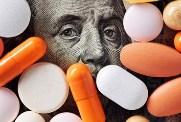 PharmPracNews's tweet photo. HHS withdraws the proposed 340B rebate pilot.
Temporary reprieve? Yes.
End of the debate? No.
What hospital pharmacies should do now 👇
https://t.co/pl2Hiyh44u #340BProgram https://t.co/lFqQxtXBL9