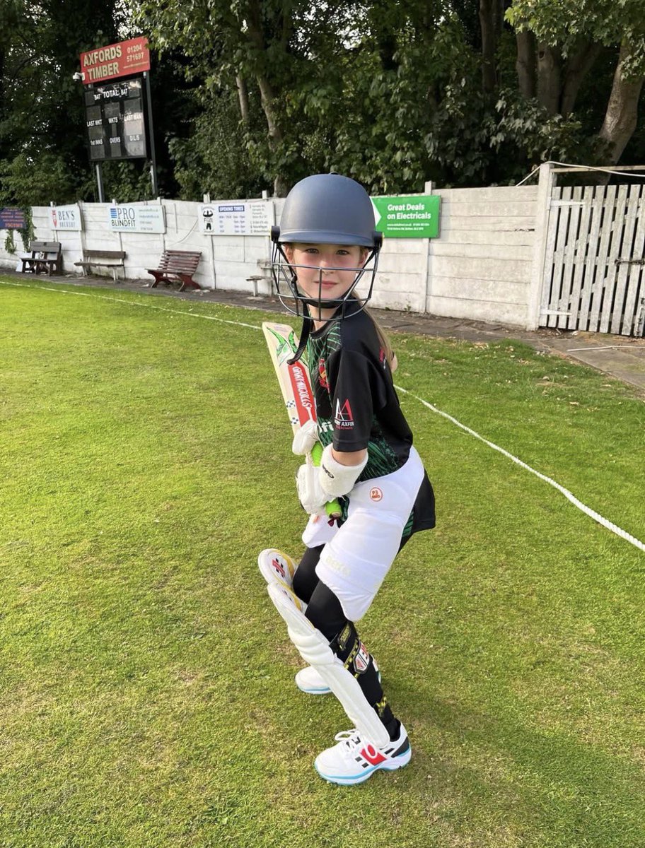 FarnworthCricketClub tweet media