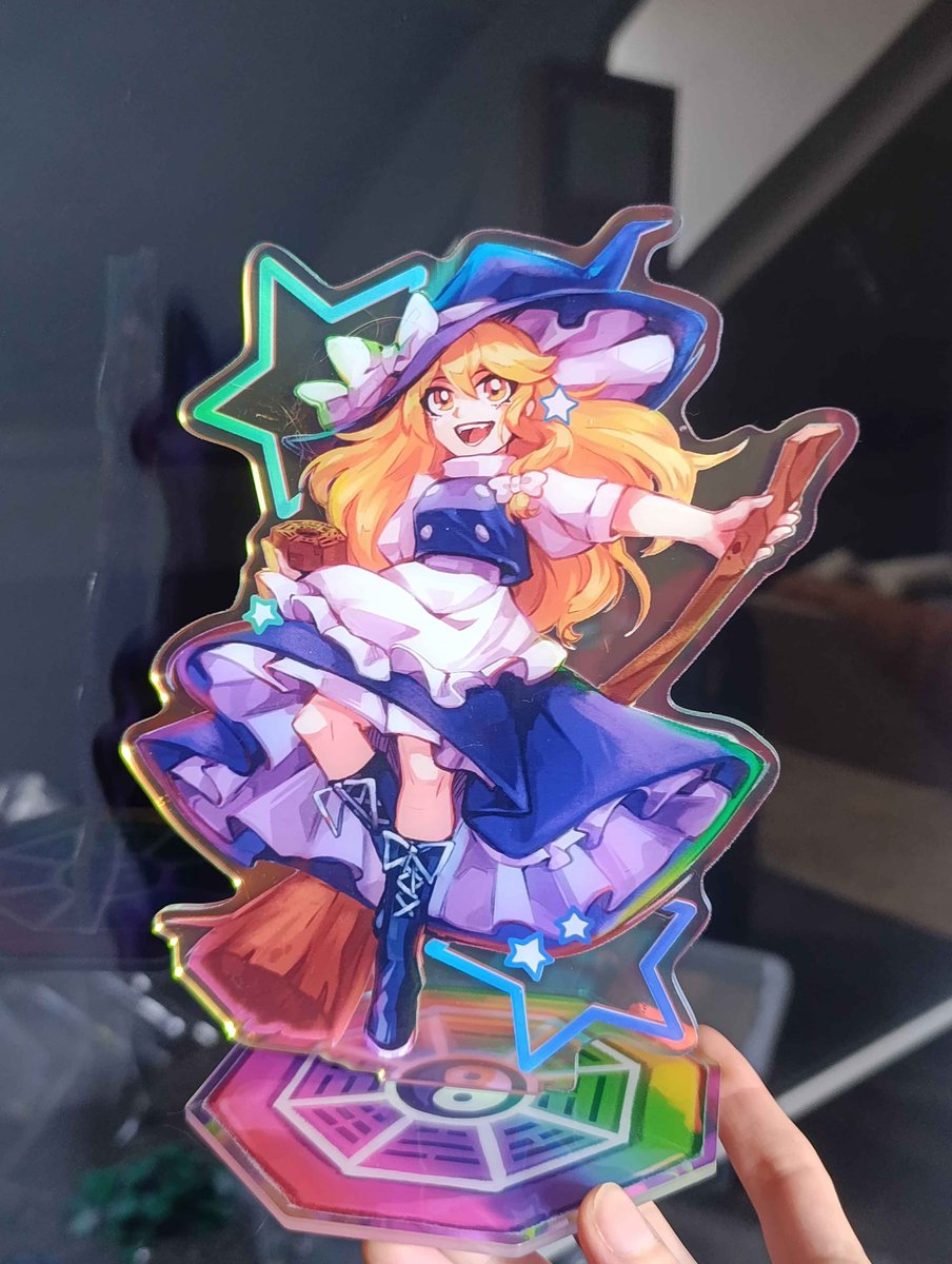 • Anazel • tweet media