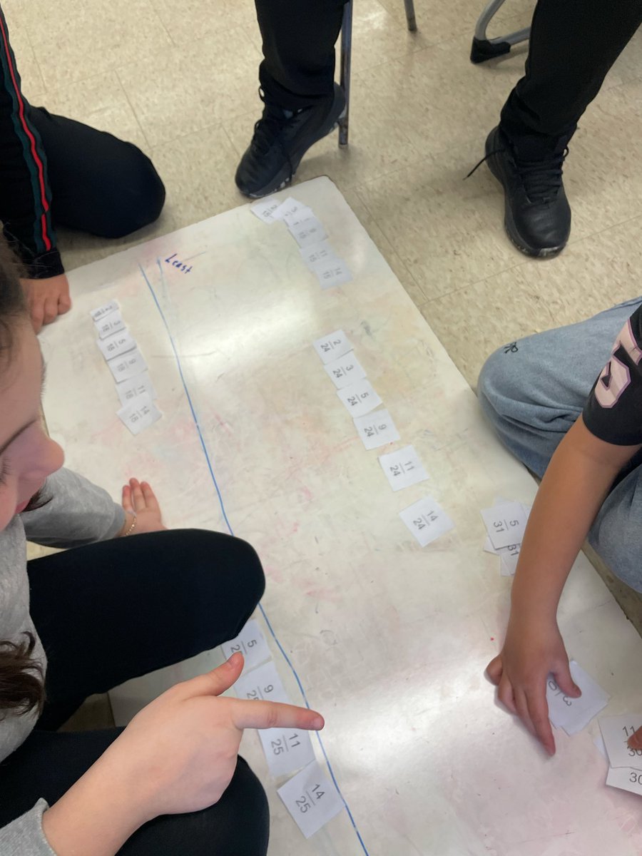 Julie Clumpus tweet media